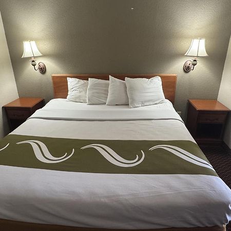 Rodeway Inn & Suites South Of Fiesta Park San Antonio Luaran gambar