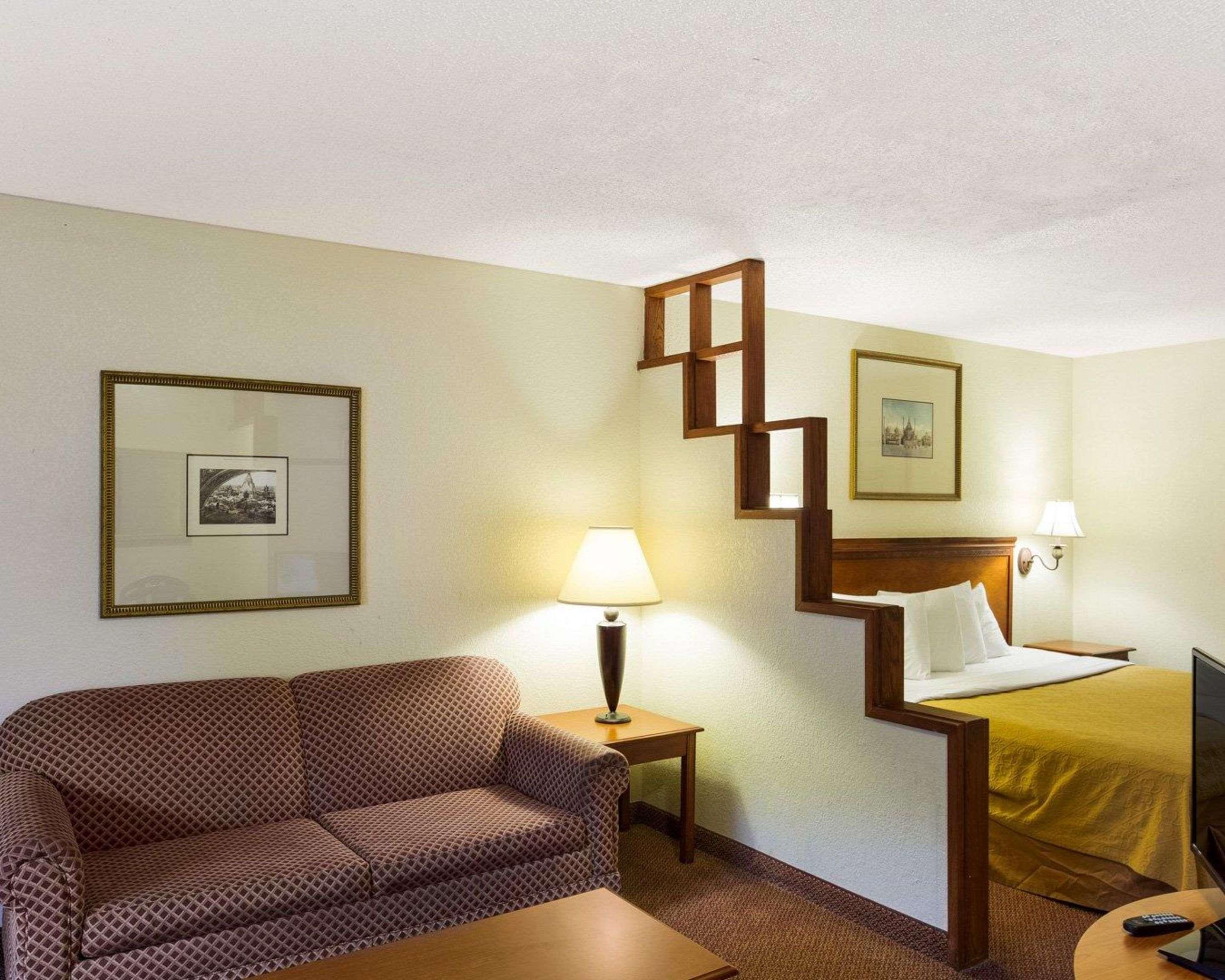 Rodeway Inn & Suites South Of Fiesta Park San Antonio Luaran gambar