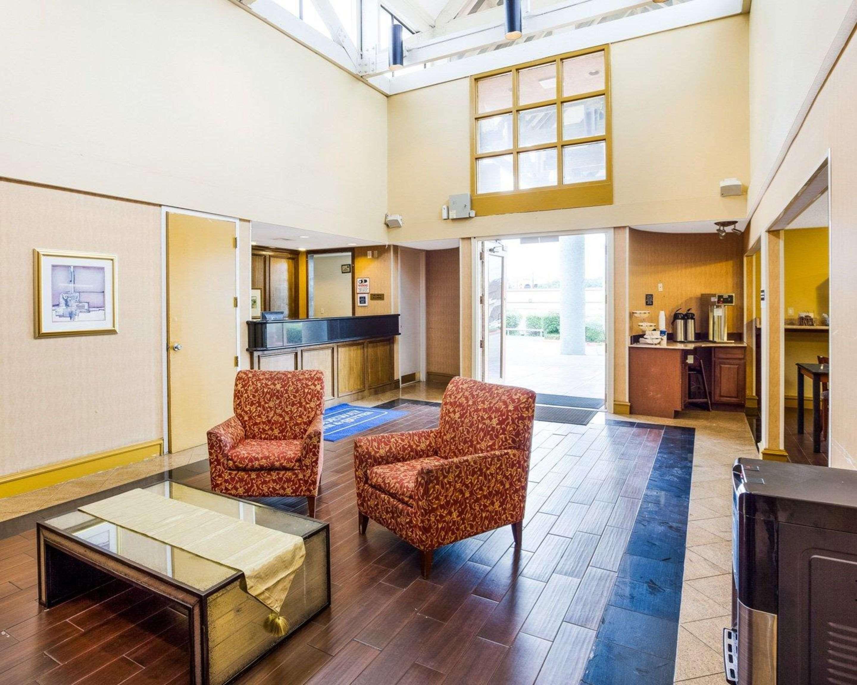 Rodeway Inn & Suites South Of Fiesta Park San Antonio Luaran gambar