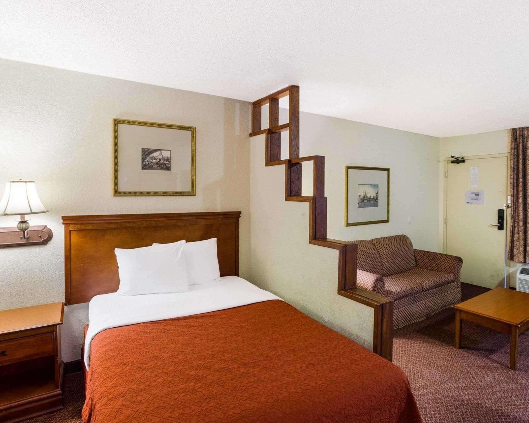 Rodeway Inn & Suites South Of Fiesta Park San Antonio Luaran gambar