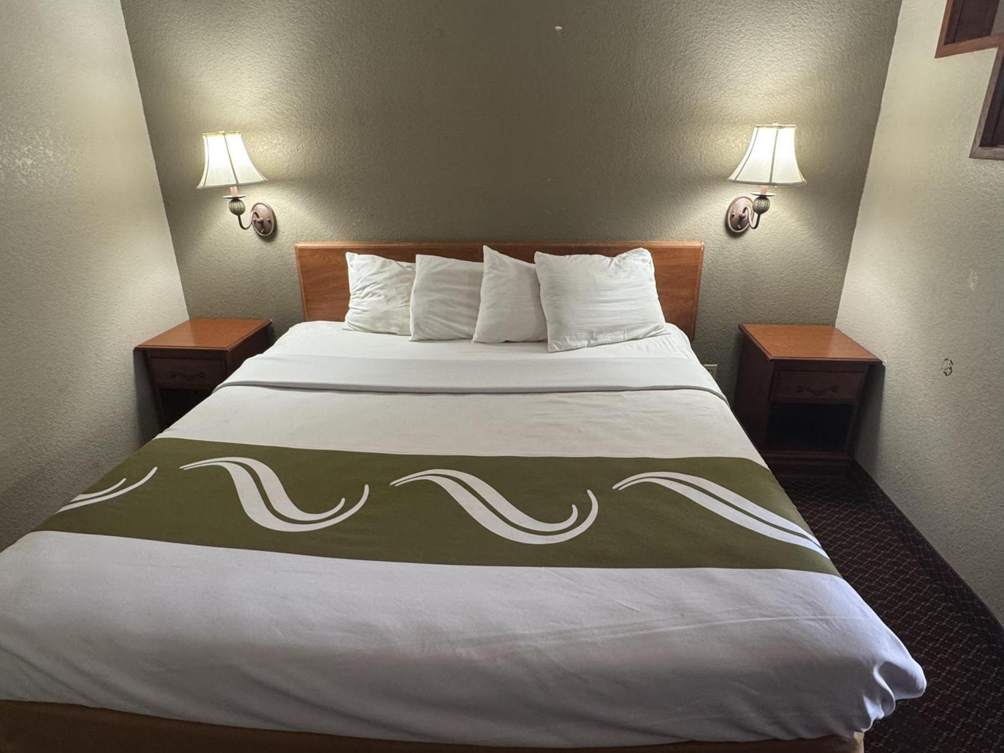 Rodeway Inn & Suites South Of Fiesta Park San Antonio Luaran gambar